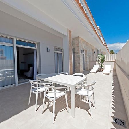 Apartamentos La Laguna II Luxury Apartments Сьюдад-Кесада Экстерьер фото