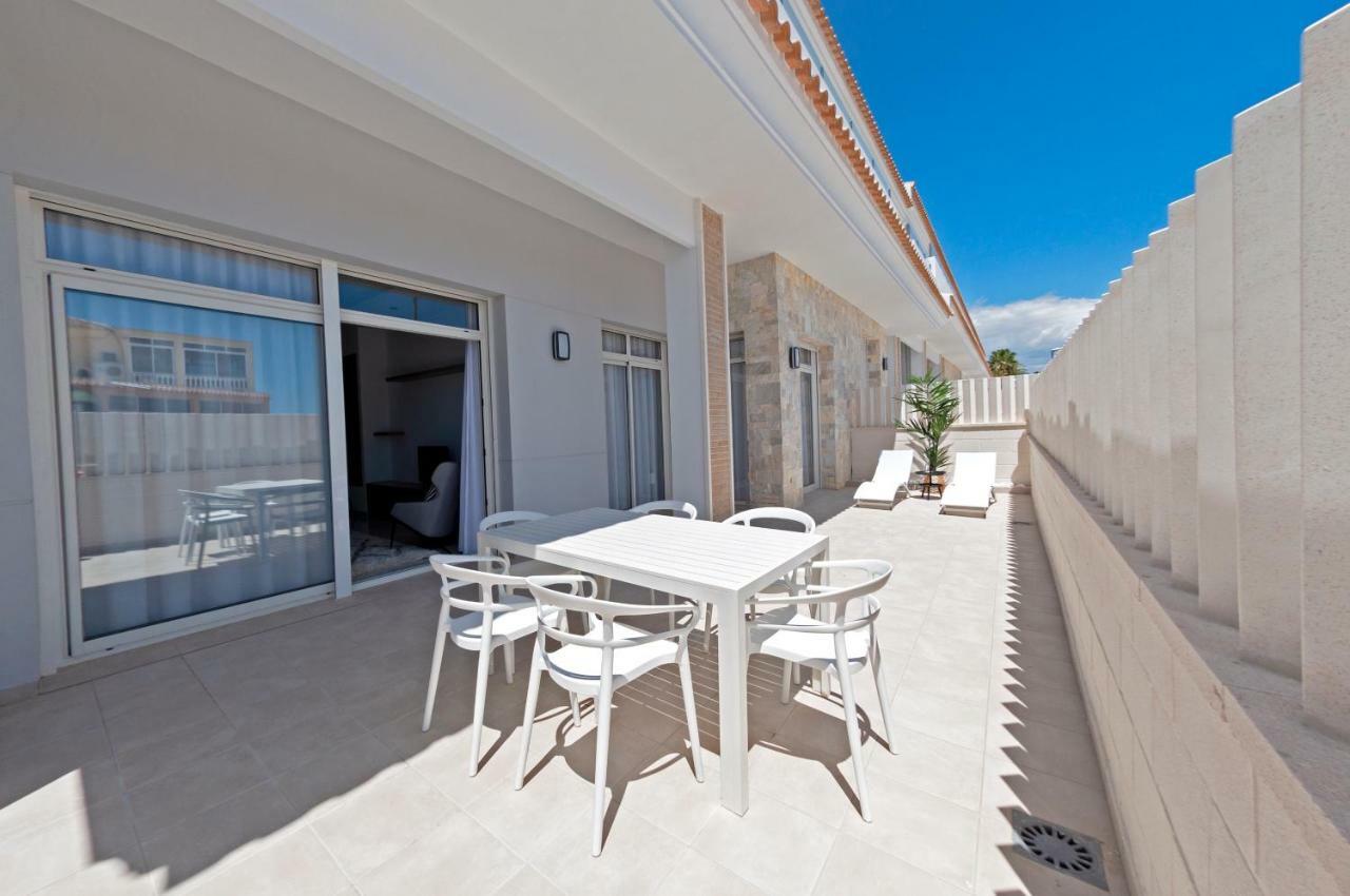Apartamentos La Laguna II Luxury Apartments Сьюдад-Кесада Экстерьер фото